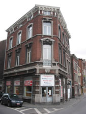 Magasin de meuble à Liège ouvert le dimanche uniquement, 9 Quai sur Meuse & rue du Rêwe Magasin de meuble à Liège ouvert le dimanche uniquement, 9 Quai sur Meuse & rue du Rêwe