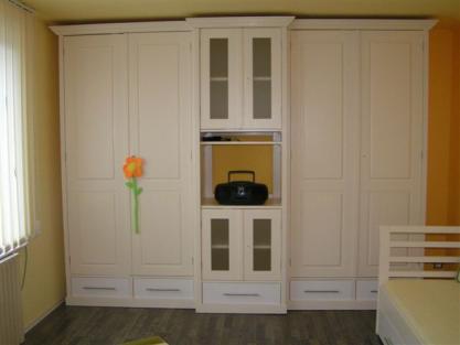 Armoire moderne chambre enfant