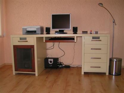 Bureau informatique - ordinateur moderne, 1 porte vitrée, 5 tiroirs