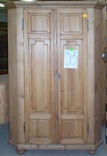 Meuble de coin en pin
